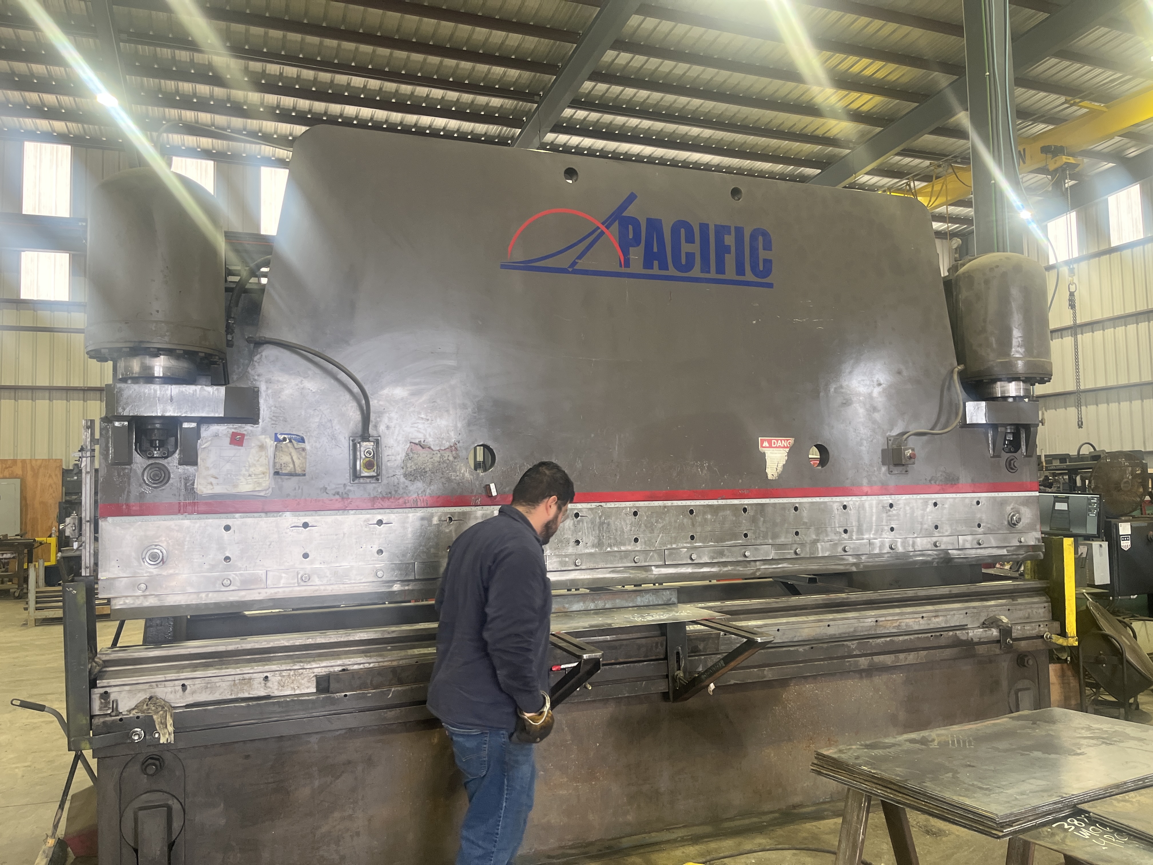 400 Ton X 16’ Pacific Model K40016 Hydraulic Press Brake